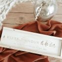 Caisse à vin en bois personnalisable "Vivre d'amour"