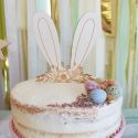 Cake topper en bois "lapin fleuri"