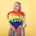 Ballon cœur coloré "Love is Love" - 35 cm