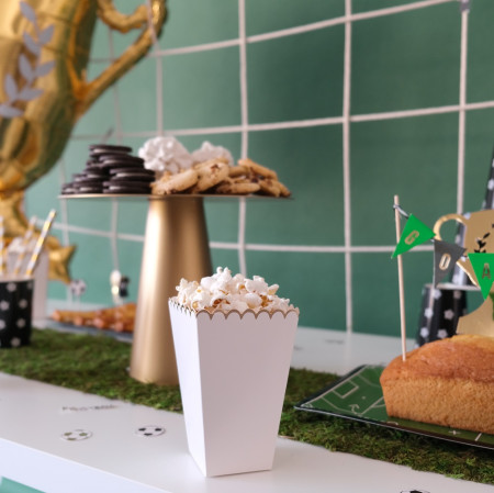 8 boites à popcorn "blancs"