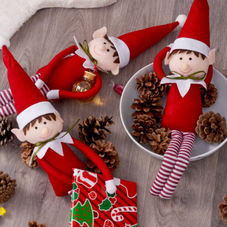 Les elfes de Noël, des lutins farceurs pour patienter jusqu'à Noël 