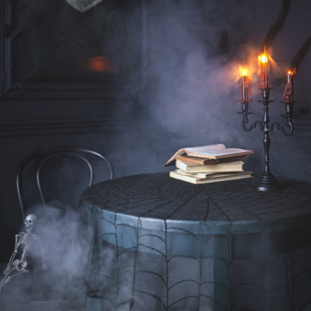 Nappe noire toile...