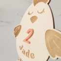 Cake topper personnalisable en plexiglas âge + prénom "Poule"