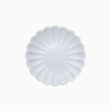 8 assiettes bleues "fleur" - 18 cm