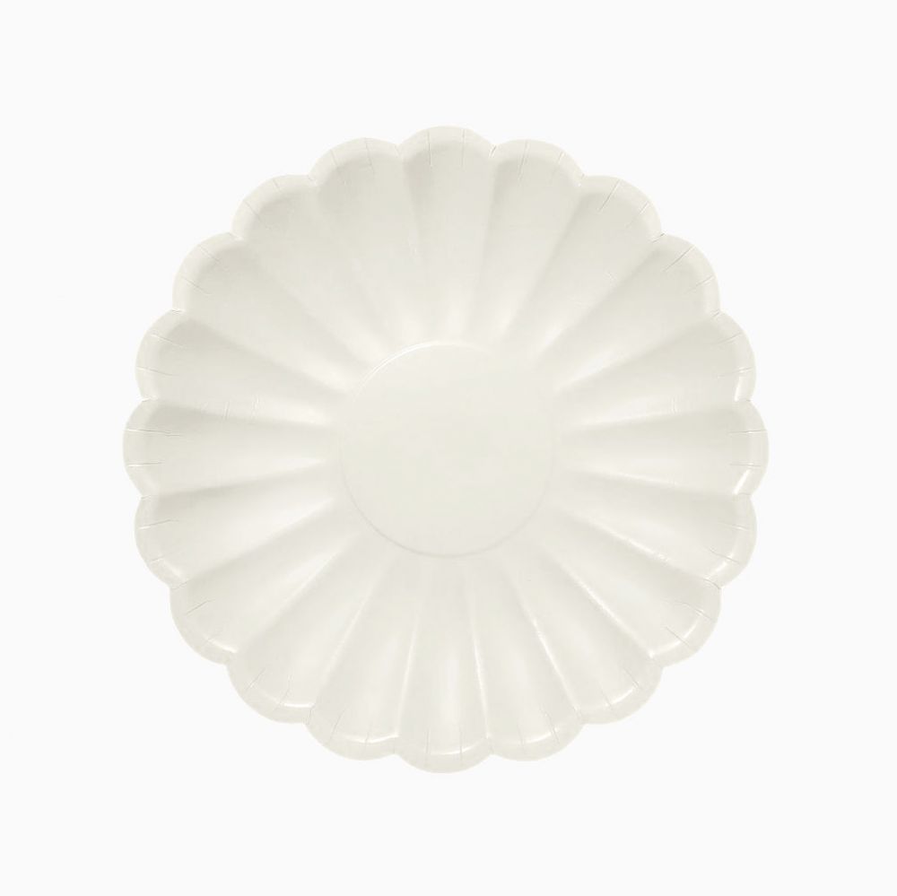 6 assiettes blanc cassé "fleur" - 23 cm