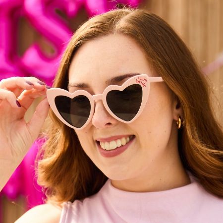 5 paires de lunettes "Team Bride"
