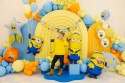 Ballon aluminium Etoile avec franges "Minions"