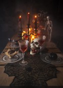 Chemin de table noir en dentelle "Halloween" - 1.80 m