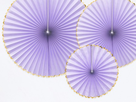 3 Rosettes décoratives...