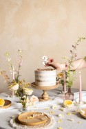 Bougie Numéro '3' - Blanche avec Pétales de Fleurs