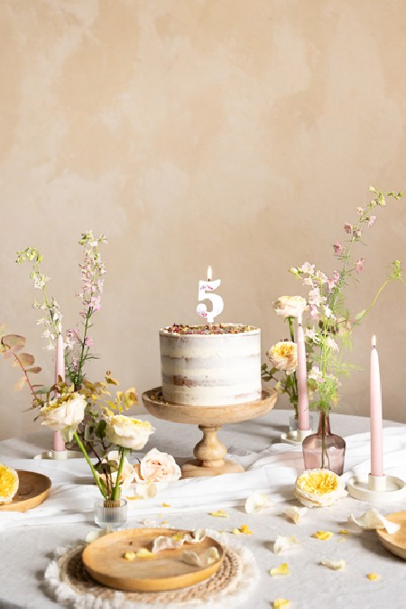 Bougie Numéro '5' - Blanche...