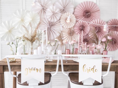 2 Cintres pour chaises -...