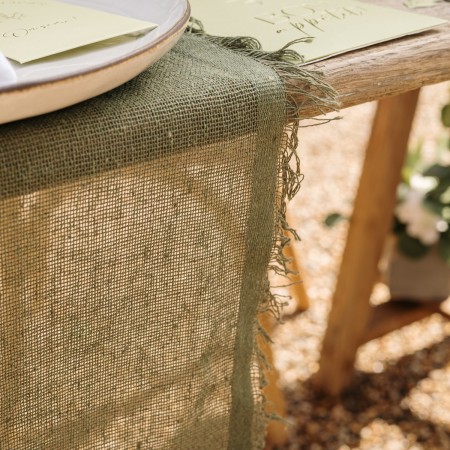3 m chemin de table...