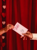 Kit pour une soirée cinéma à deux, rose et rouge