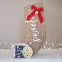 Chaussette de Noël Sweetie en jute avec coffret de thé et boule personnalisée
