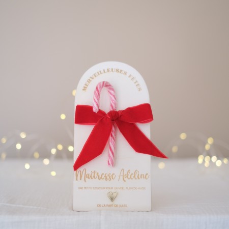 Arche de Noël personnalisée avec sucre d’orge dans une ambiance lumineuse