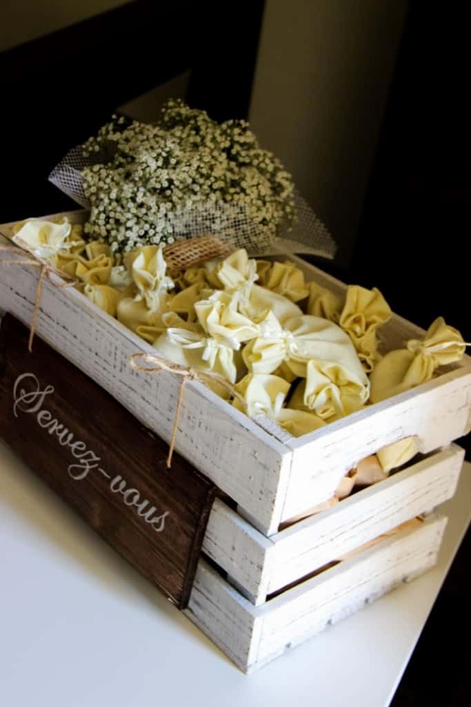 caroline panneau servez vous