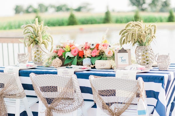 deco chaises mariage marin